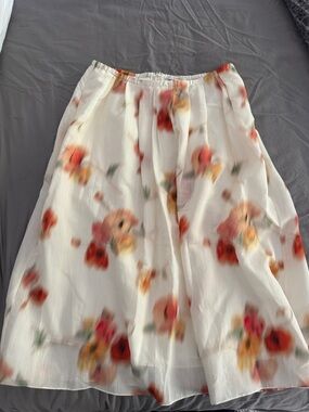 Vince White Midi Skirt with Red & Peach Floral Print